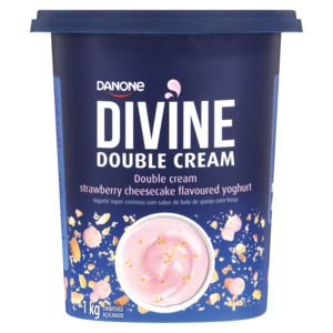 Danone Divine Double Cream Strawberry Cheesecake Flavoured Yoghurt 1kg